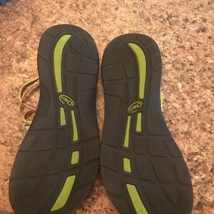 Chacos size 8